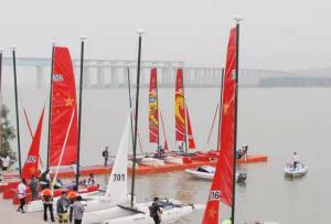 競帆黃河！首屆三門峽“黃河船奇”帆船公開賽起航